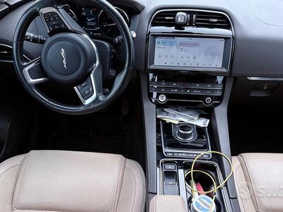 Usata Jaguar F-Pace 180 CV (132 kW) 2019 Blu SUV