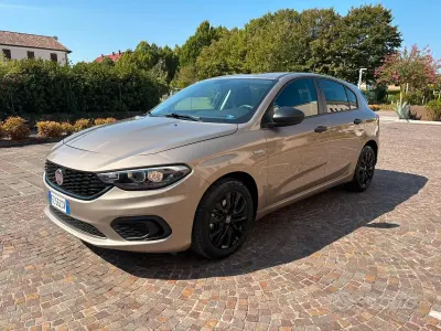 Usata Fiat Tipo Street 95 CV (69 kW) 2020 Giallo Berlina
