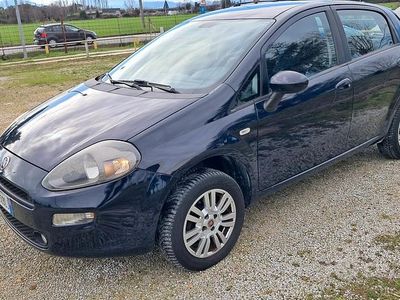 Usata Fiat Punto Street 77 CV (56 kW) 2015 Blu Utilitaria