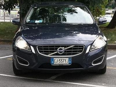 Usata Volvo S60 136 CV (100 kW) 2011 Blu Berlina