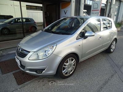 Usata Opel Corsa Club 80 CV (58 kW) 2007 Argento Berlina