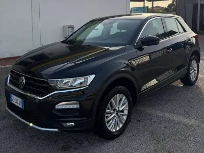 Usata VW T-Roc Business 150 CV (110 kW) 2020 Nero SUV