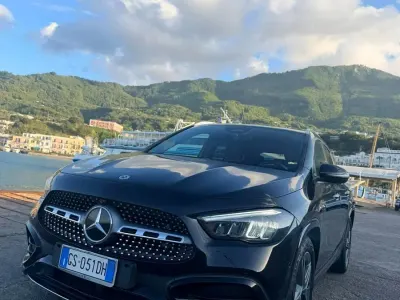 Usata Mercedes GLA200 AMG Line Premium 150 CV (110 kW) 2024 Nero SUV