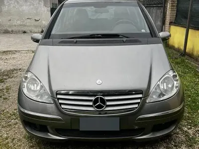 Usata Mercedes A200 Elegance 109 CV (80 kW) 2007 Grigio Berlina