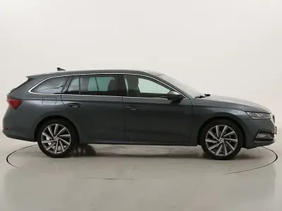Begagnad Skoda Octavia Style 150 HK (110 kW) 2021 Kombi