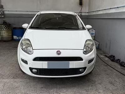 Usata Fiat Punto 77 CV (56 kW) 2013 Bianco Utilitaria