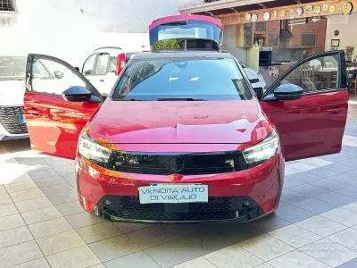 Usata Opel Corsa 75 CV (55 kW) 2024 Rosso Utilitaria