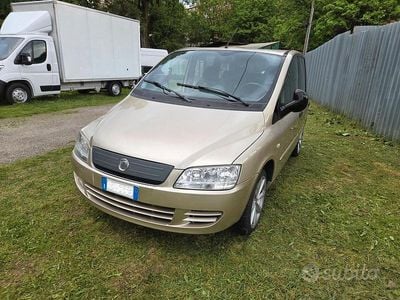 Usata Fiat Multipla Emotion 103 CV (75 kW) 2010 Marrone Monovolume