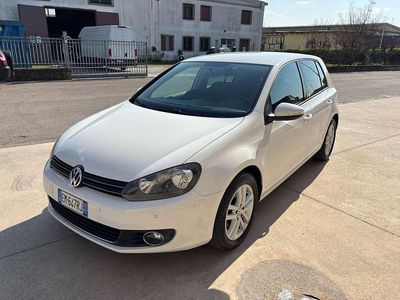 Usata VW Golf VII Highline 105 CV (77 kW) 2012 Bianco Berlina