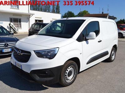 Usata Opel Combo Edition 102 CV (75 kW) 2021 Bianco Monovolume