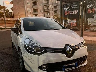 Usata Renault Clio IV 75 CV (55 kW) 2014 Bianco Utilitaria