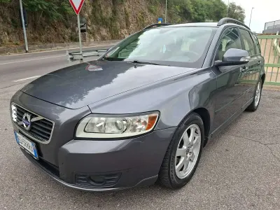Usata Volvo V50 114 CV (83 kW) 2010 Grigio Station wagon