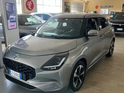 Usata Suzuki Swift 83 CV (61 kW) 2025 Argento Utilitaria