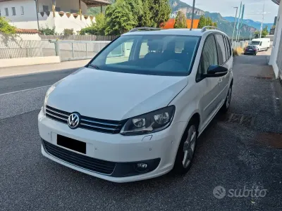 Usata VW Touran Highline 140 CV (102 kW) 2012 Bianco Monovolume