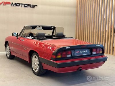 Usata Alfa Romeo Spider Quadrifoglio Verde 125 CV (91 kW) 1987 Rosso Cabrio