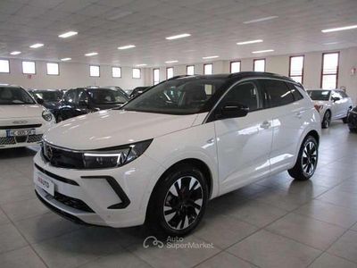 Usata Opel Grandland X Business Elegance 131 CV (96 kW) 2022 Bianco SUV