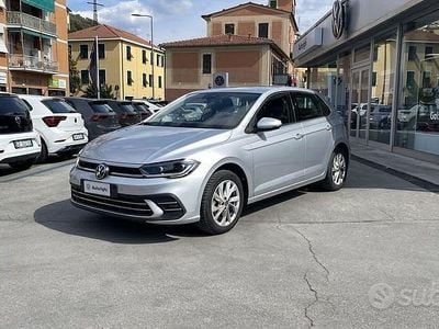 Usata VW Polo Style 110 CV (80 kW) 2022 Grigio Utilitaria