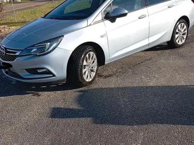 Usata Opel Astra 110 CV (80 kW) 2018 Station wagon