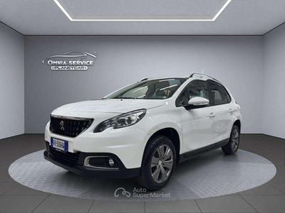 Usata Peugeot 2008 Active 82 CV (60 kW) 2017 Bianco SUV