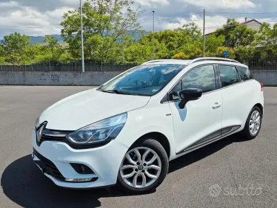 Usata Renault Clio 90 CV (66 kW) 2019 Bianco Station wagon