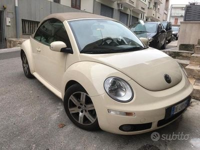 Usata VW New Beetle 105 CV (77 kW) 2006 Utilitaria