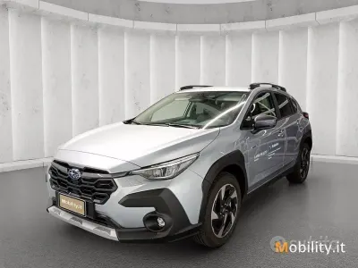 Usata Subaru Crosstrek Style 136 CV (100 kW) 2025 Grigio SUV