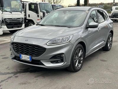 Usata Ford Kuga ST-Line X 190 CV (139 kW) 2022 Grigio SUV