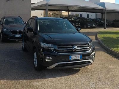 Usata VW T-Cross Life 110 CV (80 kW) 2023 Nero SUV