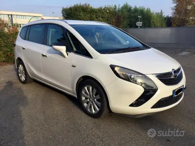 Usata Opel Zafira Cosmo 150 CV (110 kW) 2014 Bianco Monovolume