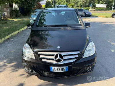 Usata Mercedes B180