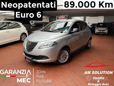 Usata Lancia Ypsilon 69 CV (50 kW) 2014 Grigio Utilitaria