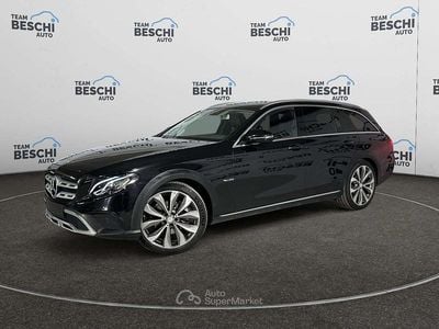 Usata Mercedes E220 All-Terrain AMG line 194 CV (142 kW) 2017 Nero Station wagon