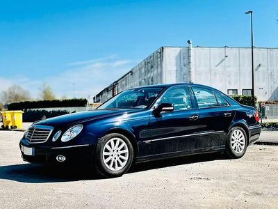 Begagnad Mercedes E200 184 HK (135 kW) 2007 Blå Sedan