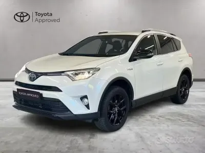 Usata Toyota RAV4 Hybrid 155 CV (114 kW) 2018 Bianco SUV