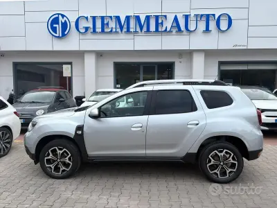 Usata Dacia Duster Prestige 116 CV (85 kW) 2021 Grigio SUV