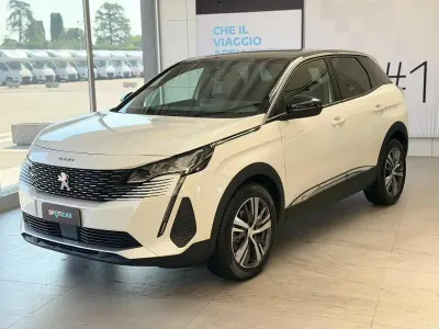Usata Peugeot 3008 Allure 2024 Bianco SUV