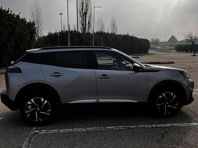 Usata Peugeot 2008 Allure 110 CV (80 kW) 2023 Grigio SUV