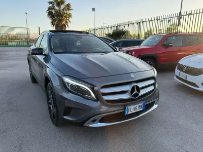 Begagnad Mercedes GLA200