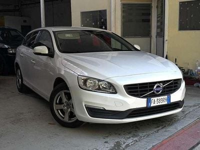 Usata Volvo V60 Summum 150 CV (110 kW) 2015 Station wagon