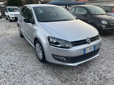 Usata VW Polo 74 CV (54 kW) 2010 Argento Utilitaria