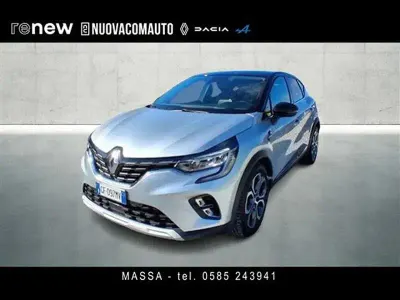Gebraucht Renault Captur Intens 160 PS (117 kW) 2021 Grau SUV
