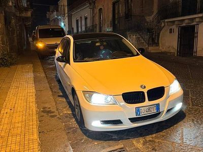 Usata BMW 320 163 CV (119 kW) 2005 Bianco Berlina