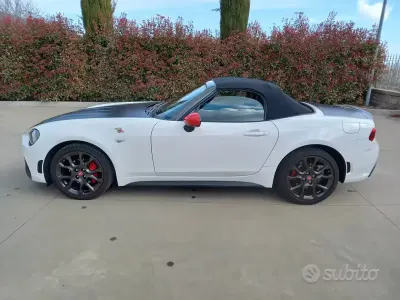 Gebraucht Abarth 124 Spider 170 PS (125 kW) 2017 Weiß Cabrio