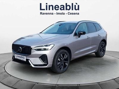 Nuova Volvo XC60 Plus 250 CV (183 kW) 2025 Argento SUV