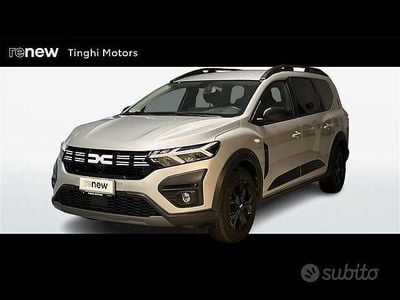 Grigio chiaro Usata 2023 Dacia Jogger Extreme Monovolume | 16.900 € (Buon prezzo)