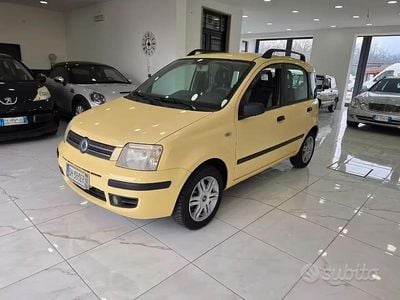 Usata Fiat Panda Emotion 70 CV (51 kW) 2007 Giallo Utilitaria