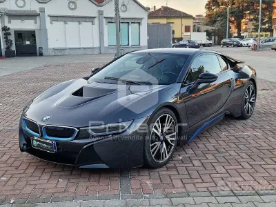 Usata BMW i8 Comfort Edition 231 CV (169 kW) 2015 Grigio Coupé