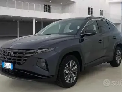 Usata Hyundai Tucson 180 CV (132 kW) 2023 Grigio SUV