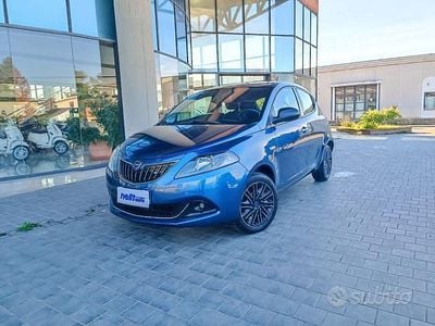 Usata Lancia Ypsilon S 69 CV (50 kW) 2022 Blu Utilitaria