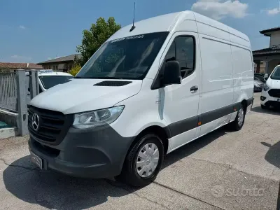 Usata Mercedes Sprinter 114 CV (83 kW) 2022 Bianco Furgone